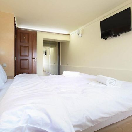 Stay Inn Apart-Hotel On Sayat-Nova Avenue Erivan Exterior foto